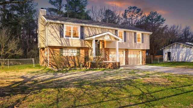 1719 Cannon Drive, Fort Oglethorpe, GA 30742
