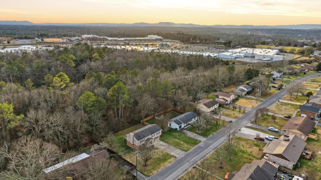 1719 Cannon Drive, Fort Oglethorpe, GA 30742