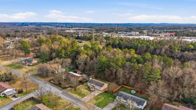 1719 Cannon Drive, Fort Oglethorpe, GA 30742