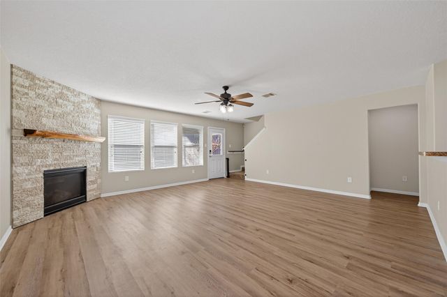 9940 Swallow Drive, Conroe, TX 77385