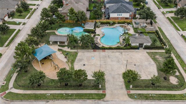 9940 Swallow Drive, Conroe, TX 77385