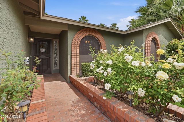 1628 W MCNAIR Street, Chandler, AZ 85224