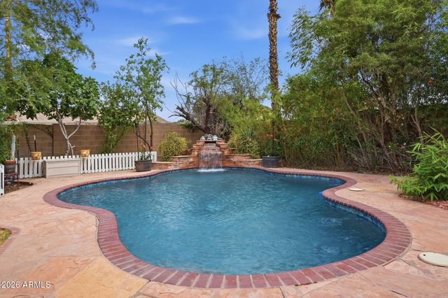 1628 W MCNAIR Street, Chandler, AZ 85224