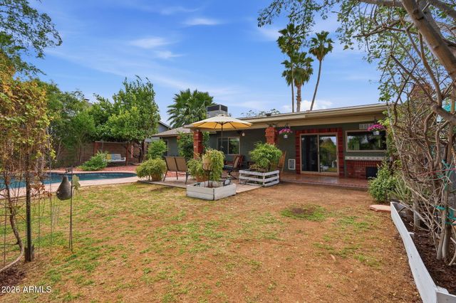 1628 W MCNAIR Street, Chandler, AZ 85224