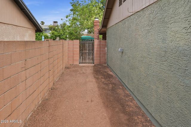 1628 W MCNAIR Street, Chandler, AZ 85224