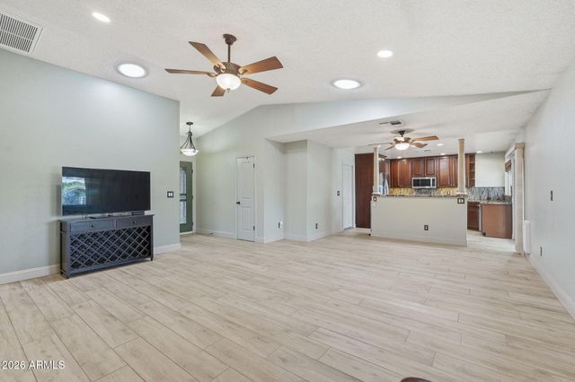 1628 W MCNAIR Street, Chandler, AZ 85224