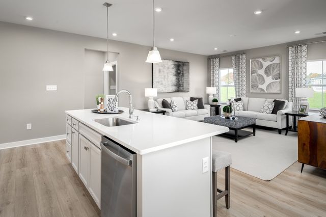 2324 Paddock Park, Pleasant View, TN 37146