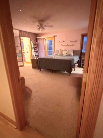 10027 E Grandview Court, Traverse City, MI 49684