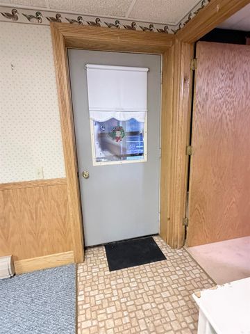 10027 E Grandview Court, Traverse City, MI 49684