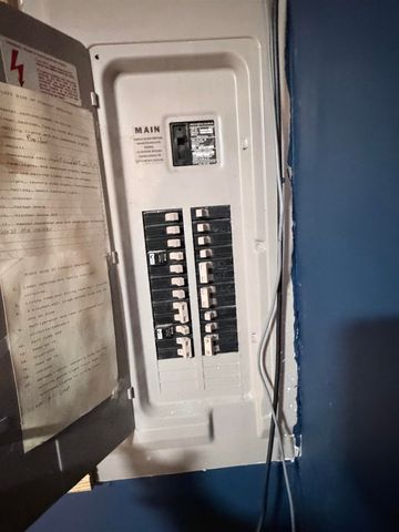 10027 E Grandview Court, Traverse City, MI 49684