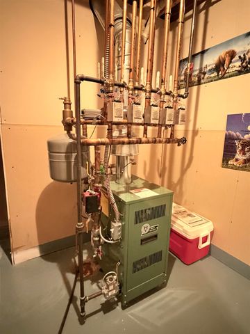 10027 E Grandview Court, Traverse City, MI 49684