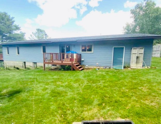 10027 E Grandview Court, Traverse City, MI 49684