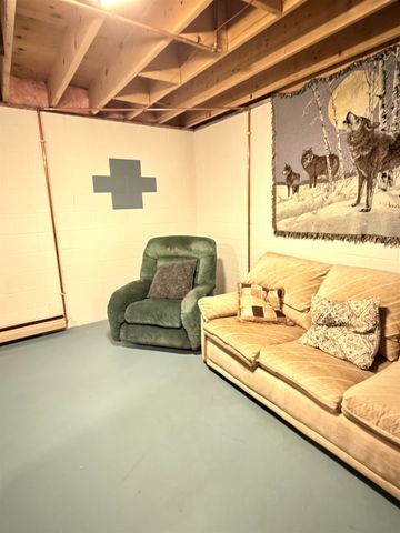 10027 E Grandview Court, Traverse City, MI 49684