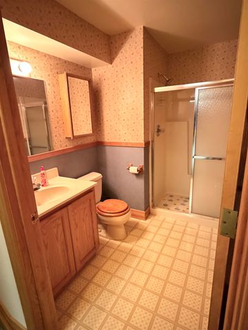 10027 E Grandview Court, Traverse City, MI 49684