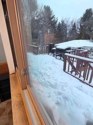 10027 E Grandview Court, Traverse City, MI 49684