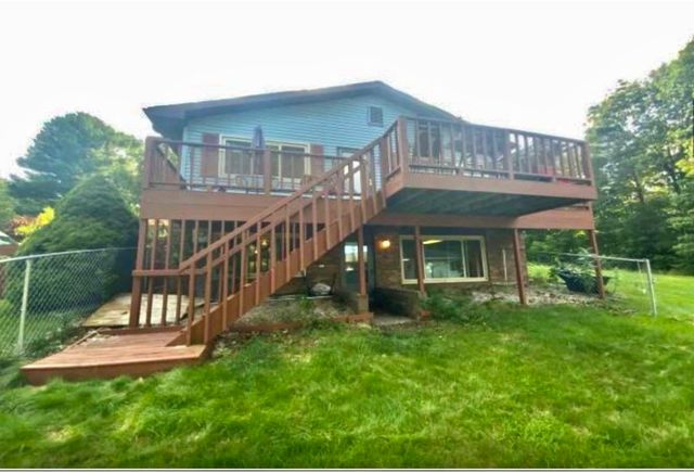 10027 E Grandview Court, Traverse City, MI 49684