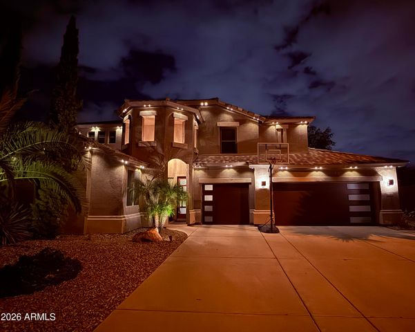 2878 S COTTONWOOD Drive, Gilbert, AZ 85295