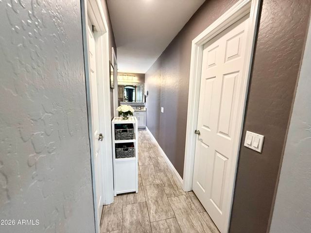 2878 S COTTONWOOD Drive, Gilbert, AZ 85295