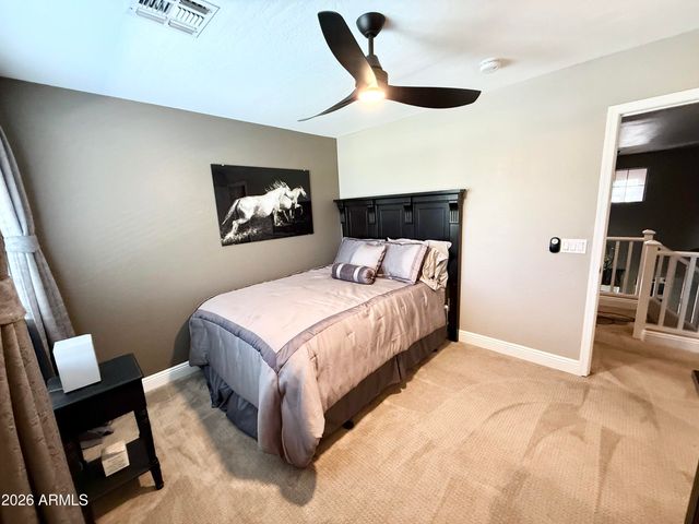 2878 S COTTONWOOD Drive, Gilbert, AZ 85295