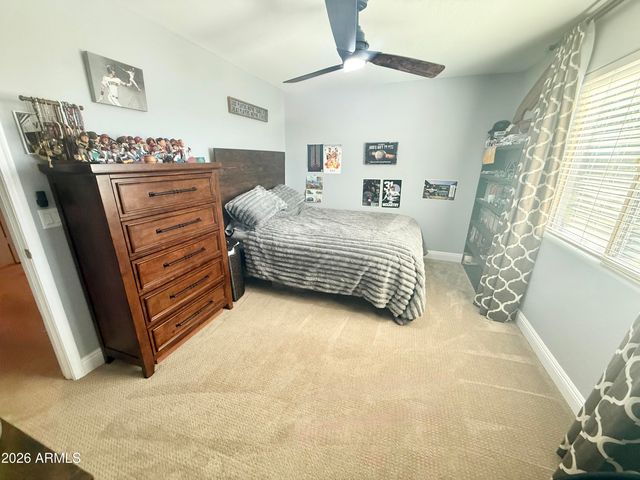 2878 S COTTONWOOD Drive, Gilbert, AZ 85295