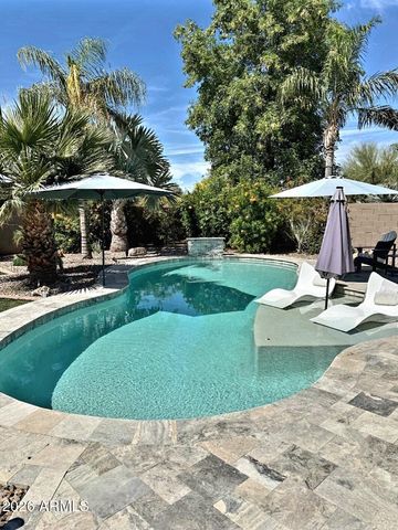 2878 S COTTONWOOD Drive, Gilbert, AZ 85295