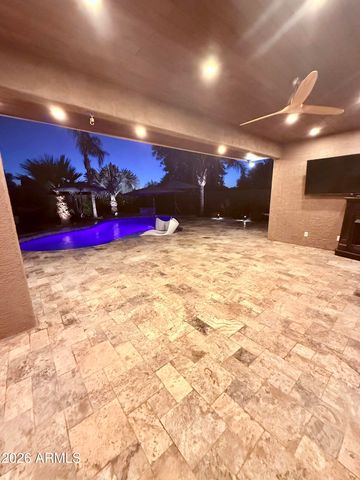 2878 S COTTONWOOD Drive, Gilbert, AZ 85295
