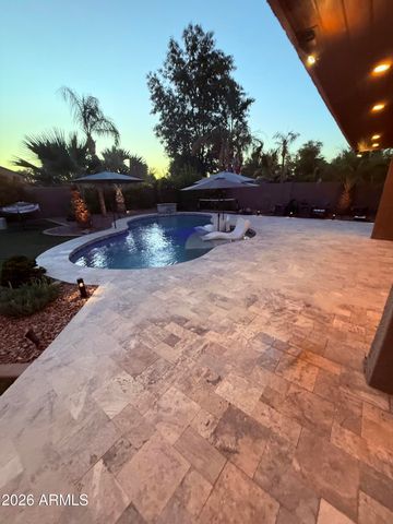 2878 S COTTONWOOD Drive, Gilbert, AZ 85295