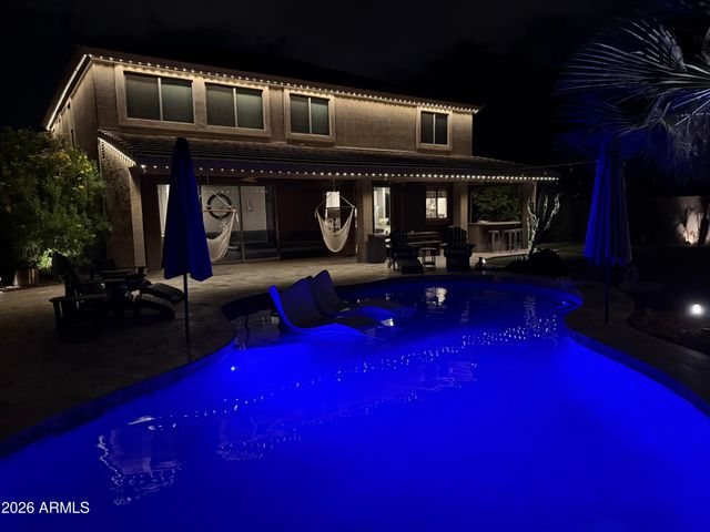 2878 S COTTONWOOD Drive, Gilbert, AZ 85295