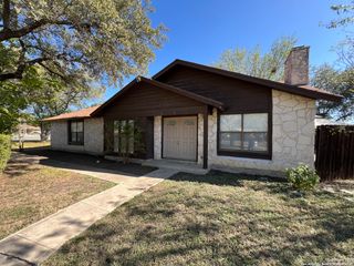 13702 BELLCREST DR, San Antonio, TX 78217