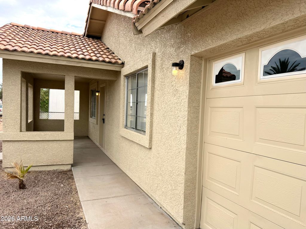 521 W OCOTILLO Street, Casa Grande, AZ 85122 — photo 2