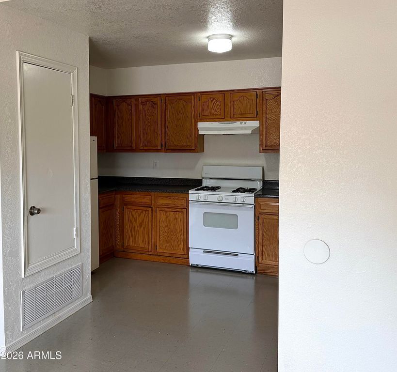 521 W OCOTILLO Street, Casa Grande, AZ 85122 — photo 5