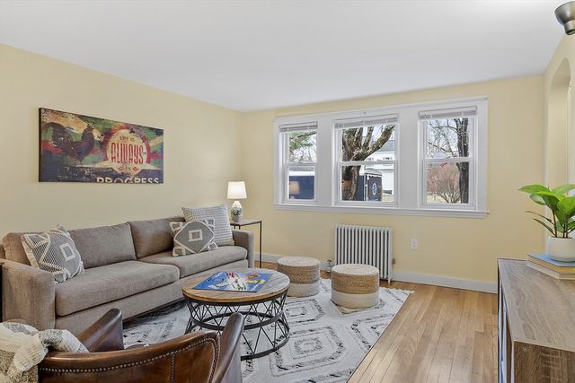 50 Spruce St 50, Acton, MA 01720