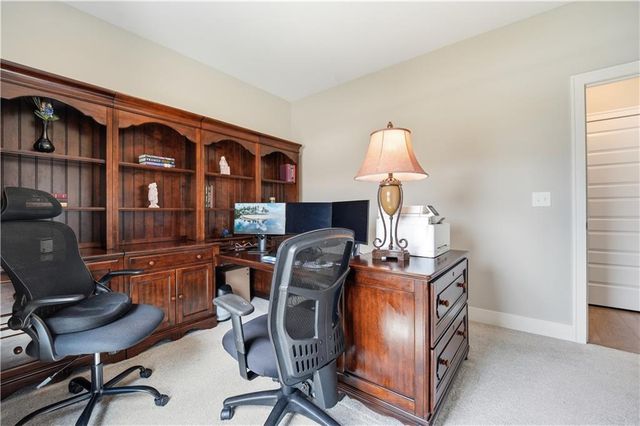 1811 Winchester Drive, Pleasant Hill, MO 64080