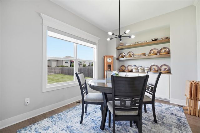 1811 Winchester Drive, Pleasant Hill, MO 64080