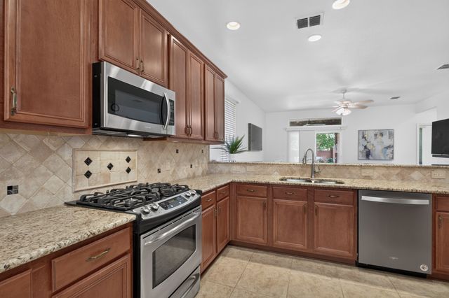 534 Rockledge Court, Frisco, TX 75036