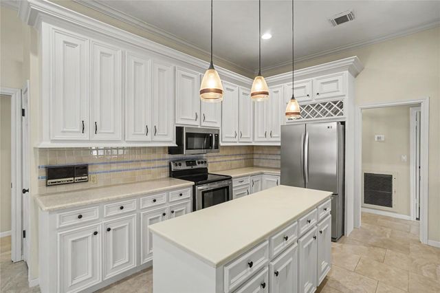 2022 Park Grand Road, Houston, TX 77062