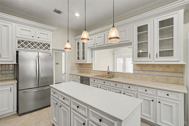 2022 Park Grand Road, Houston, TX 77062