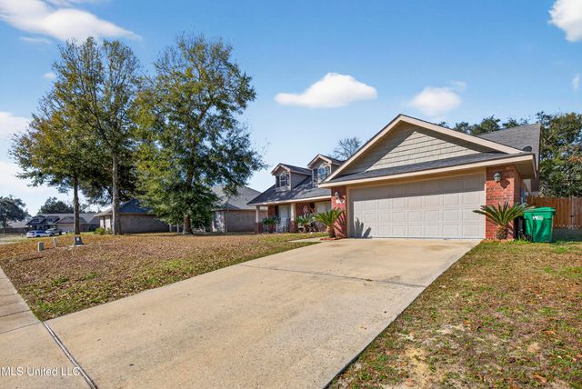 117 Brackish Place, Ocean Springs, MS 39564