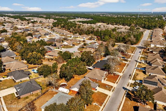 117 Brackish Place, Ocean Springs, MS 39564