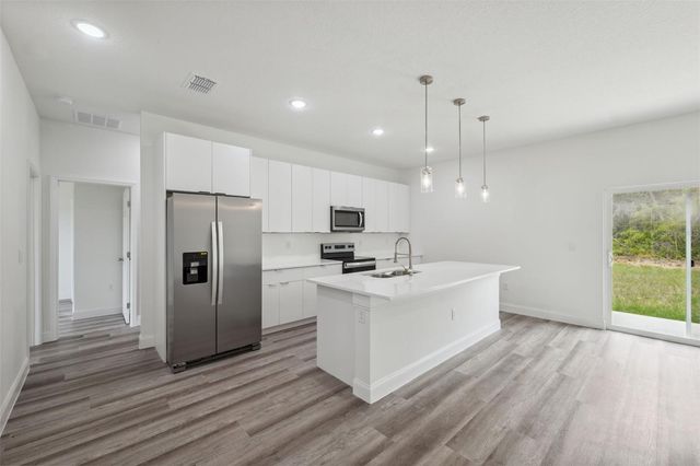 16904 SW 30TH AVENUE ROAD, Ocala, FL 34473