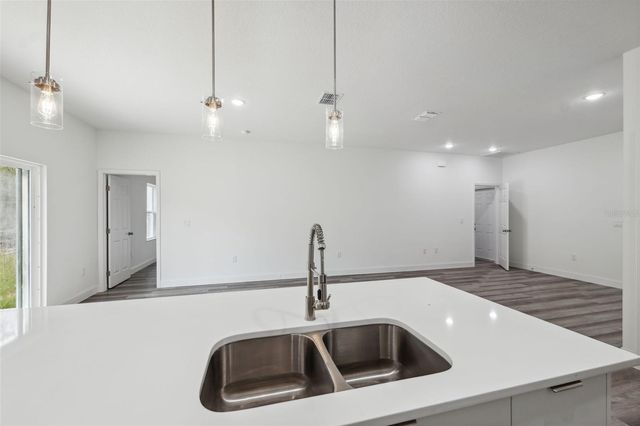 16904 SW 30TH AVENUE ROAD, Ocala, FL 34473