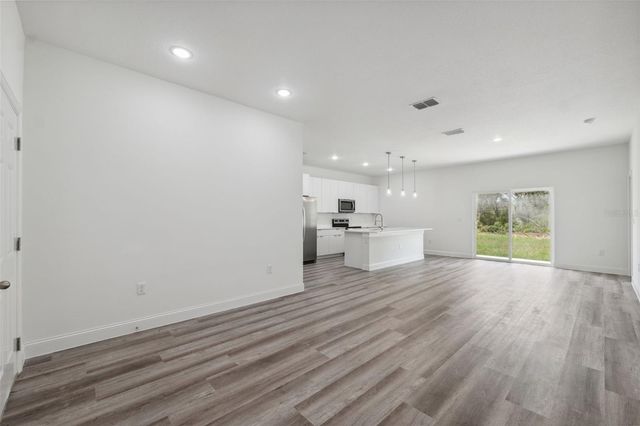 16904 SW 30TH AVENUE ROAD, Ocala, FL 34473