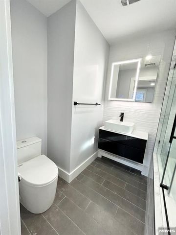 3 George Street 2 FL, Tenafly, NJ 07670