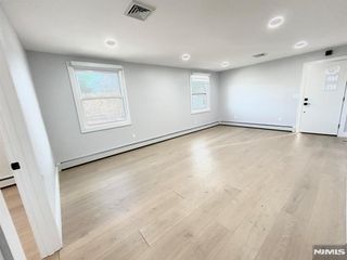 3 George Street 2 FL, Tenafly, NJ 07670