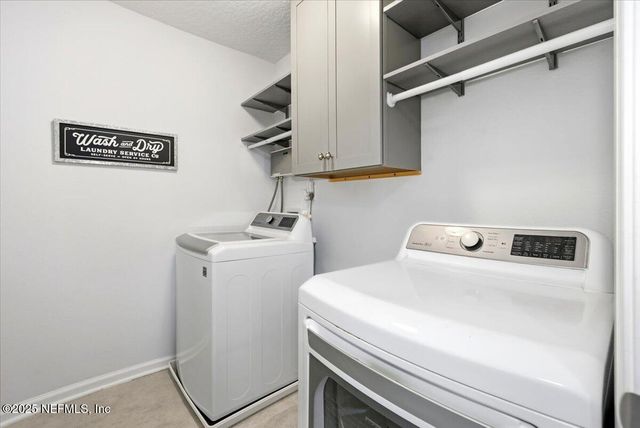 835 LAUREL VALLEY Drive, Orange Park, FL 32065