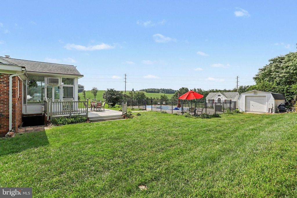 Image 31 of property listing at 9737 HIGH ROCK RD, Airville, PA 17302