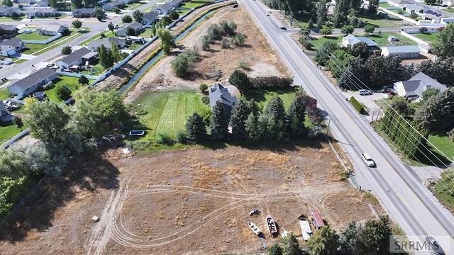 2950 N Ammon Road, Idaho Falls, ID 83401