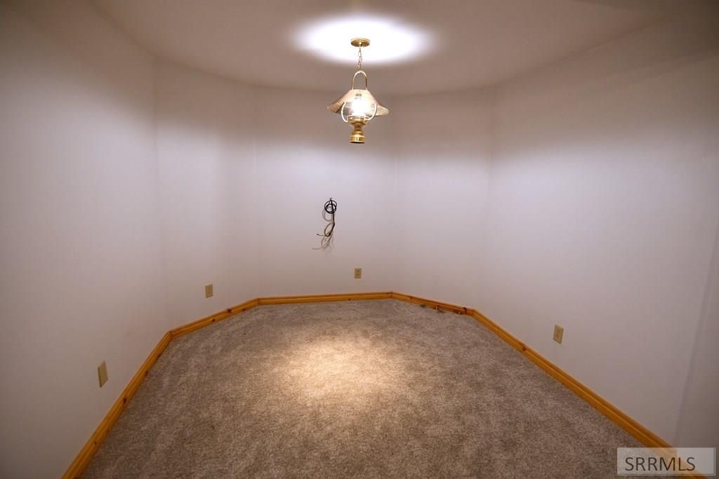 Image 26 of property listing at 2950 N Ammon Road, Idaho Falls, ID 83401