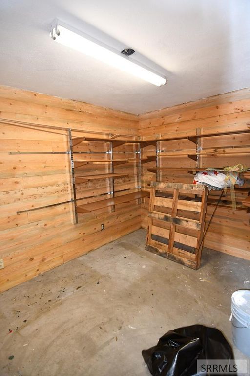 Image 29 of property listing at 2950 N Ammon Road, Idaho Falls, ID 83401