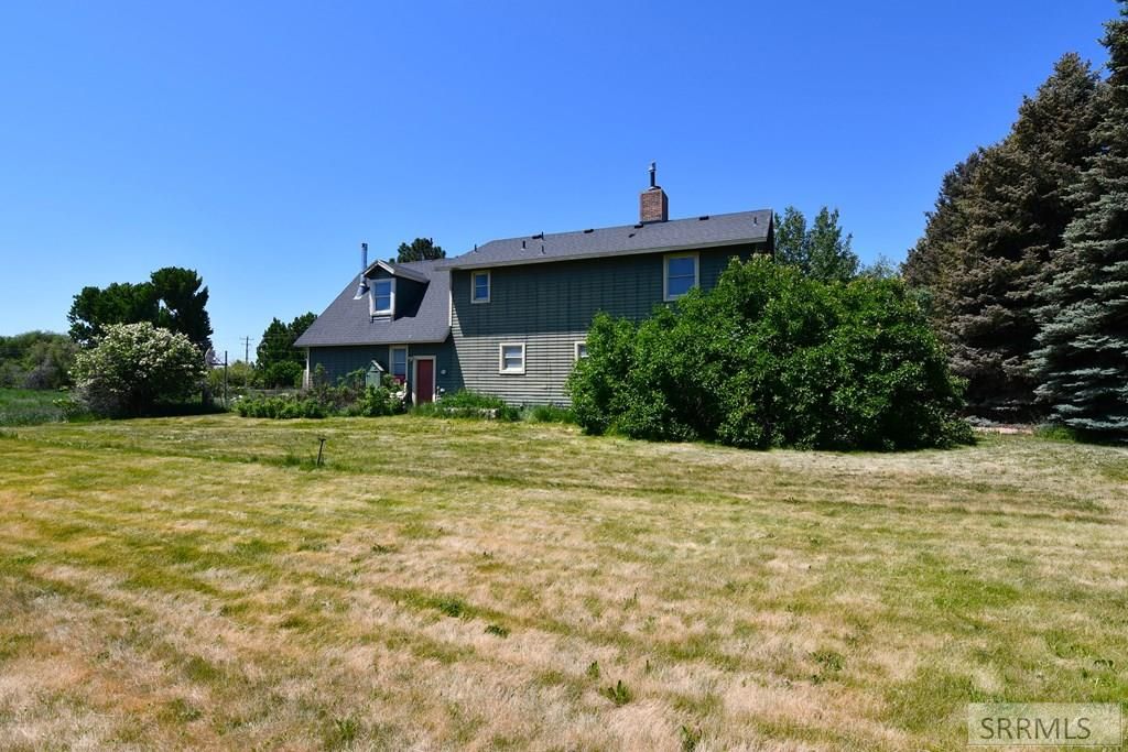 Image 34 of property listing at 2950 N Ammon Road, Idaho Falls, ID 83401
